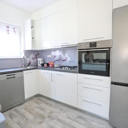 Apartman Teo &Tena Otočac Екстериор снимка