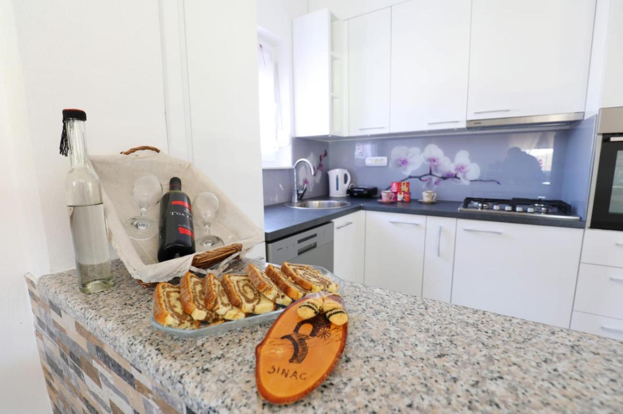 Apartman Teo &Tena Otočac Екстериор снимка