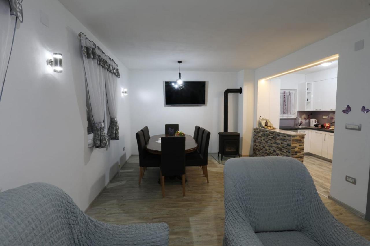 Apartman Teo &Tena Otočac Екстериор снимка