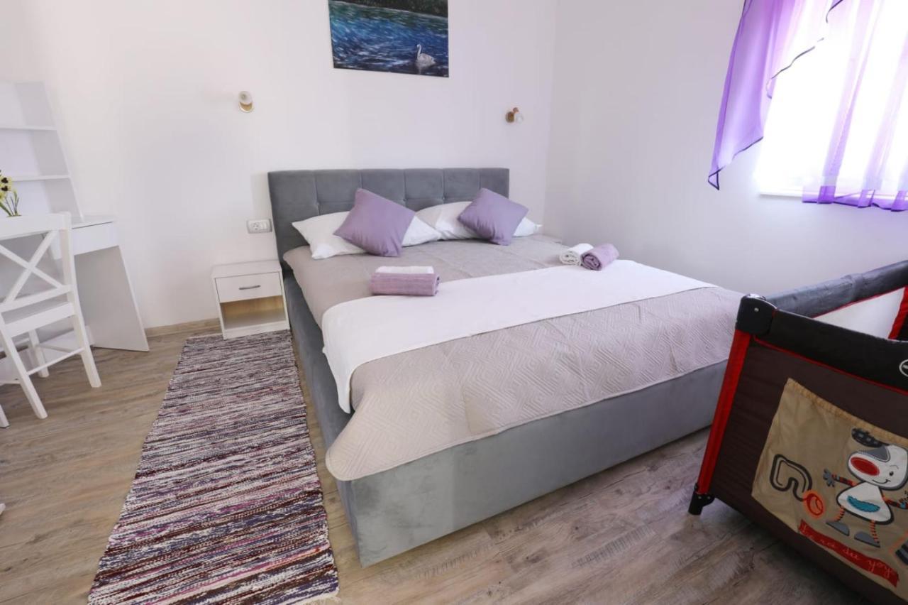 Apartman Teo &Tena Otočac Екстериор снимка