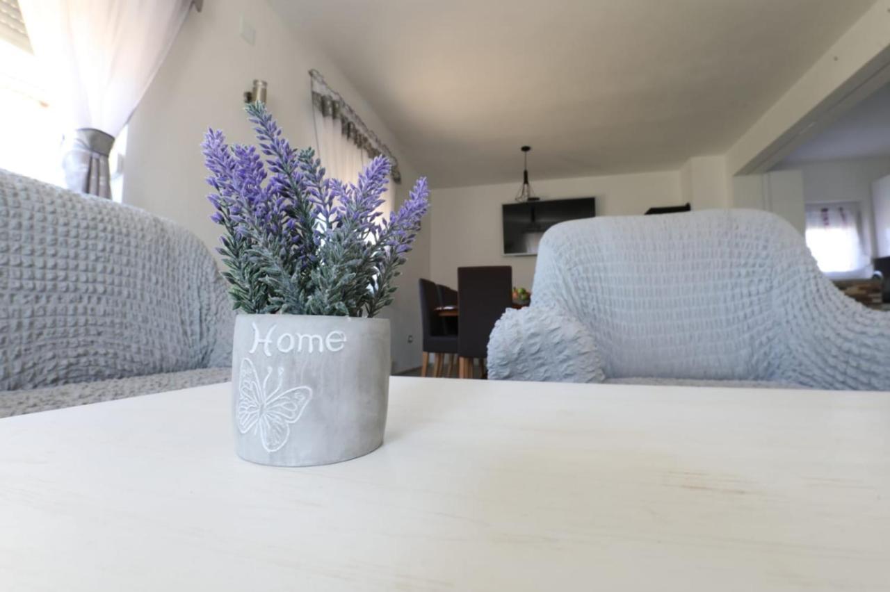 Apartman Teo &Tena Otočac Екстериор снимка